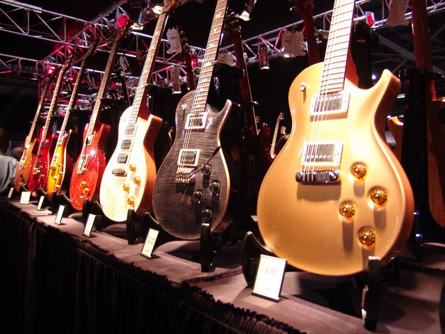 NAMM-%20067.jpg (640x480 -- 0 bytes)