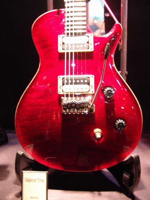 NAMM-%20071.jpg (480x640 -- 0 bytes)