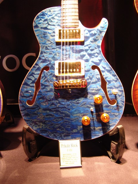 NAMM-%20074.jpg (480x640 -- 0 bytes)