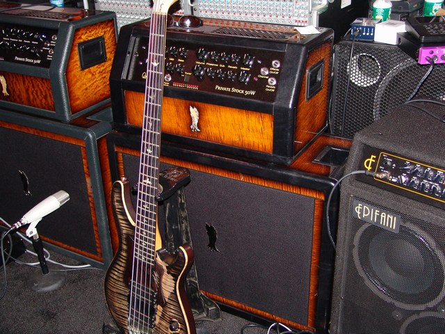 NAMM-%20122.jpg (640x480 -- 0 bytes)